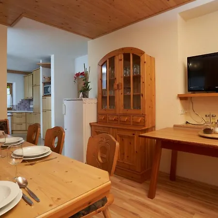 Almaar - Arno's Hoamat Apartment